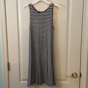 Old Navy Extra Small Black and White Horizontal Striped Midi Dress